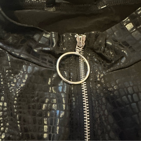 Shein Women’s Dress Black Size 1X Snake Print Zip Front - Picture 4 of 5